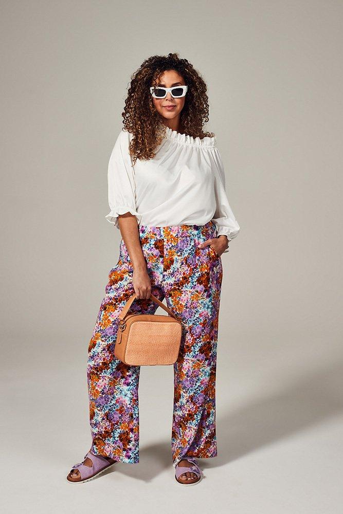 Pantalon à fleurs multicolores en crêpe - null - ame