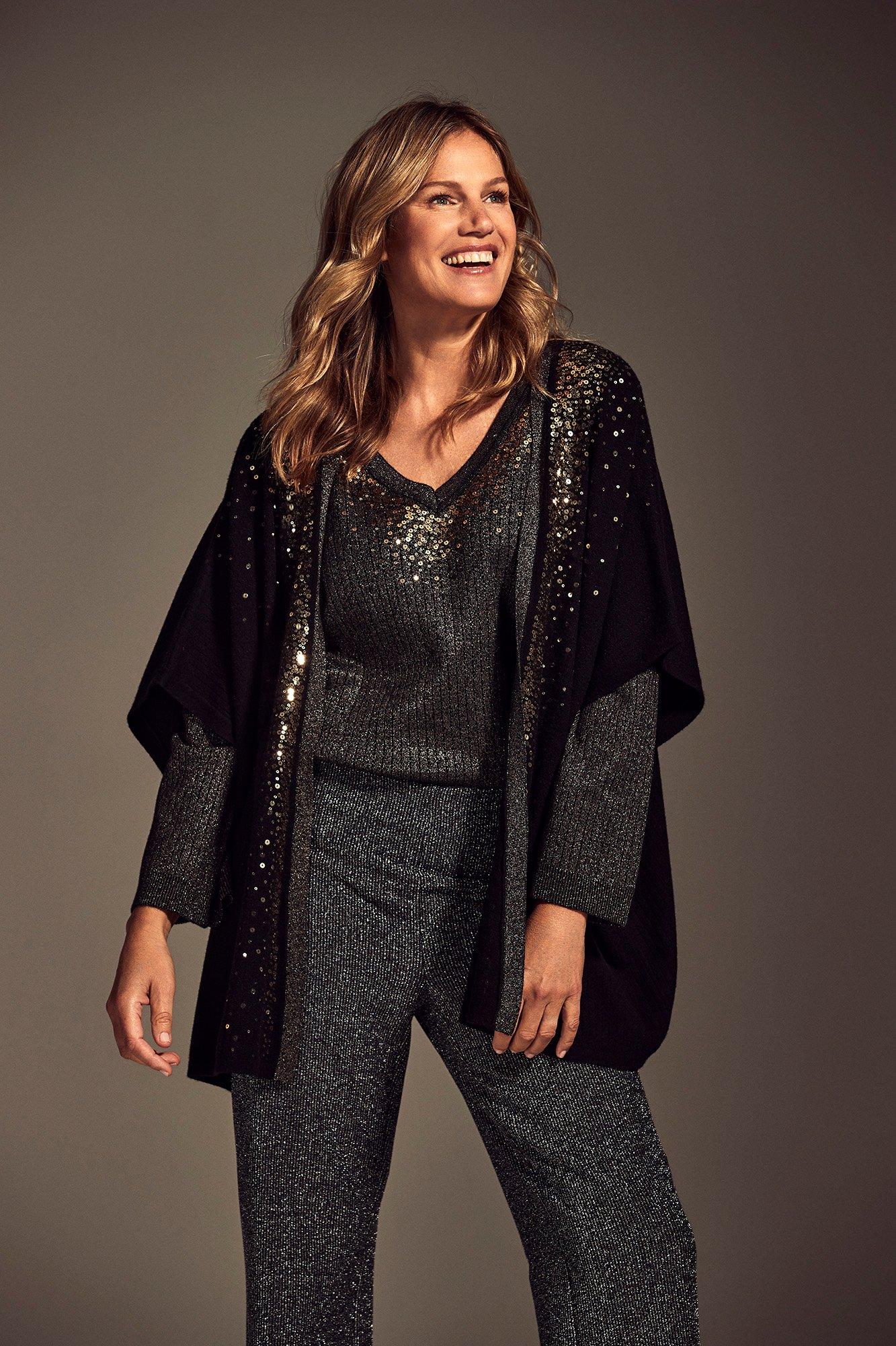 Gebreide cape met pailletten - null - may