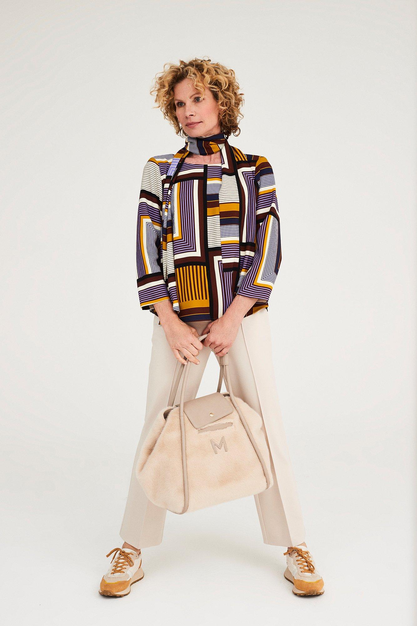 Wijde blouse in crêpe met art deco print - null - may
