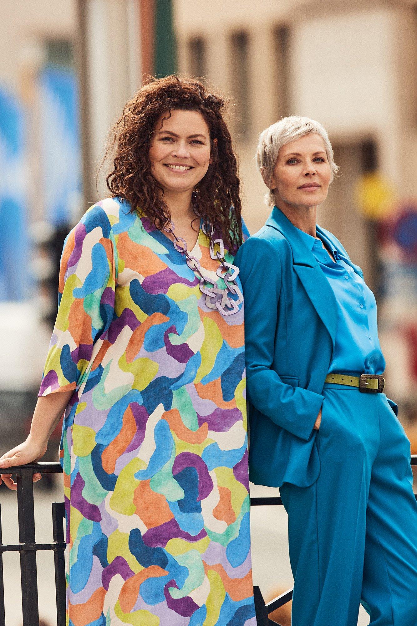 Hemden - Hemdblouse in elastisch satijn