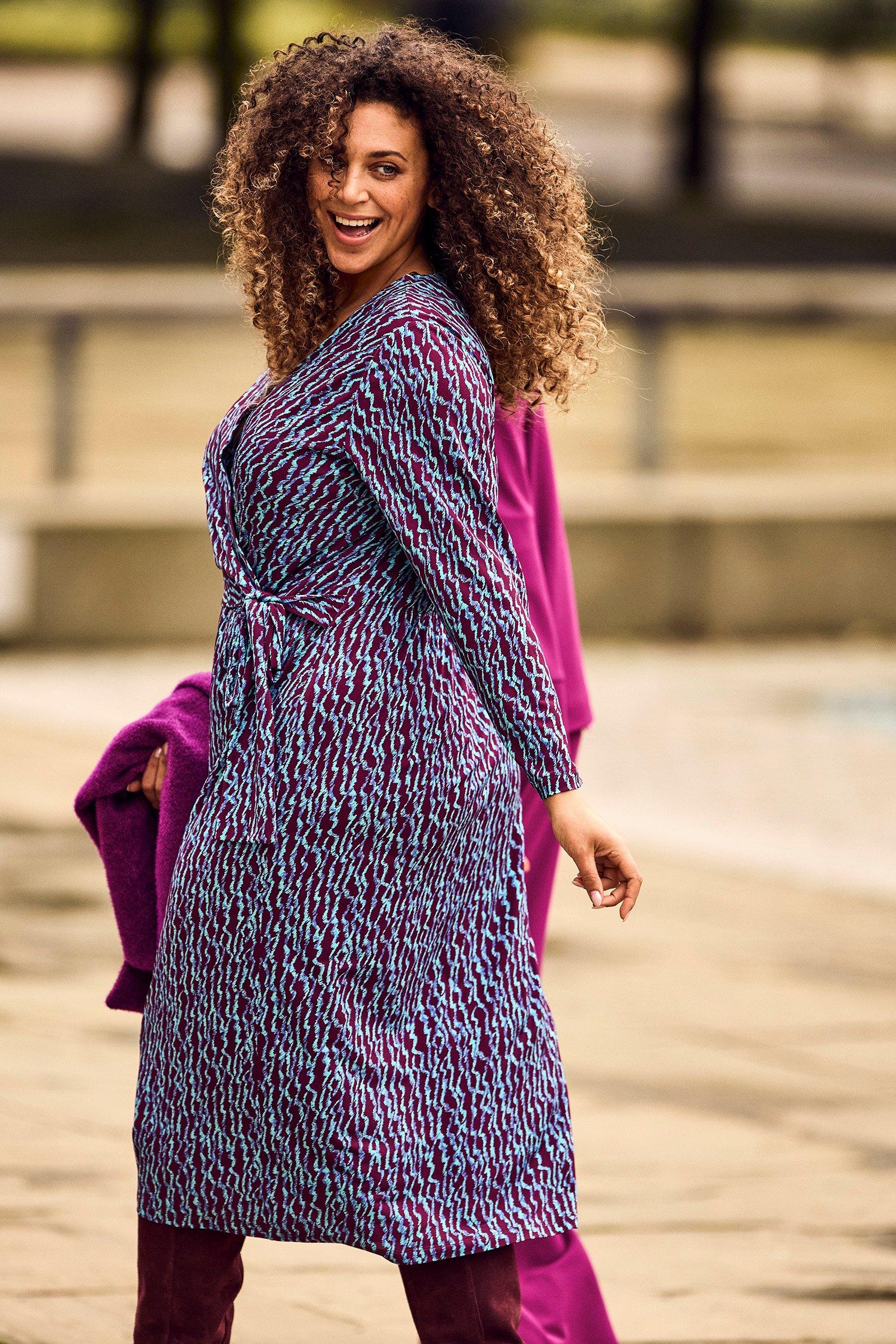 Robe portefeuille en jersey à imprimé abstrait - null - may