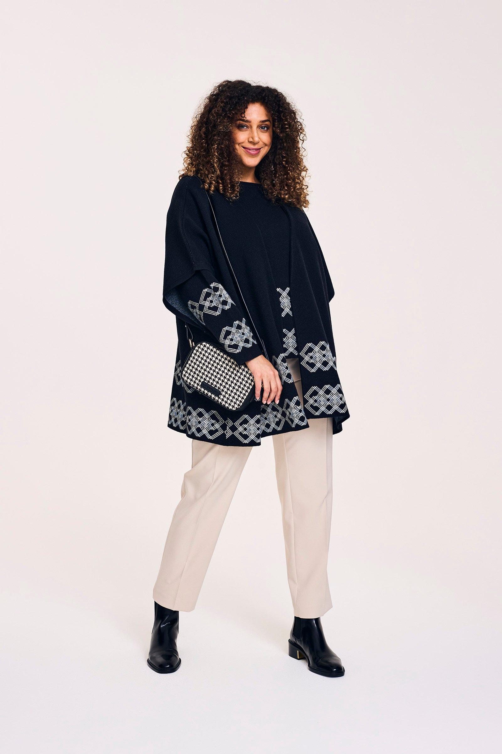 Manteaux - Cape en maille avec motif géométrique