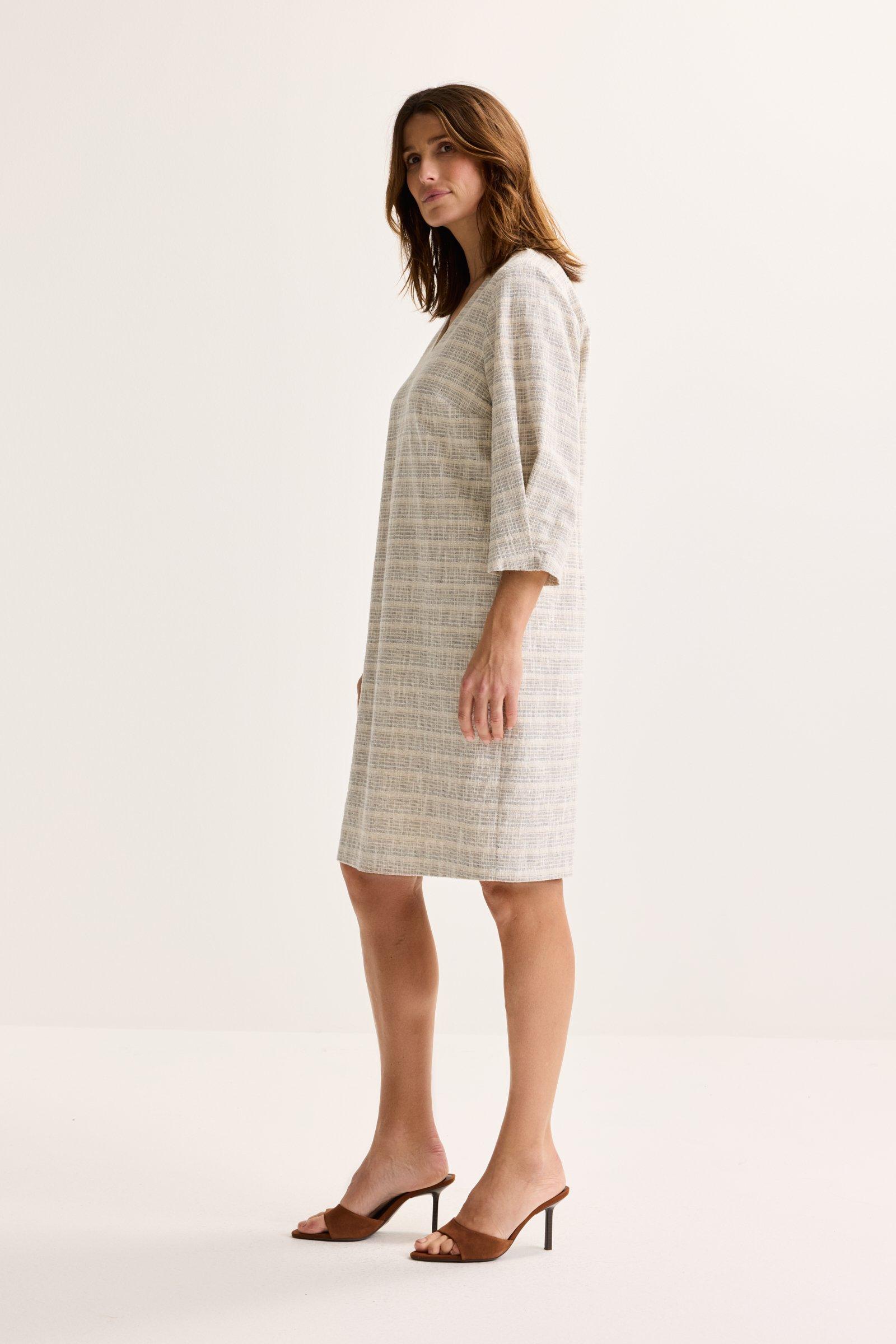 Kleedjes - Rechte jurk in zomertweed