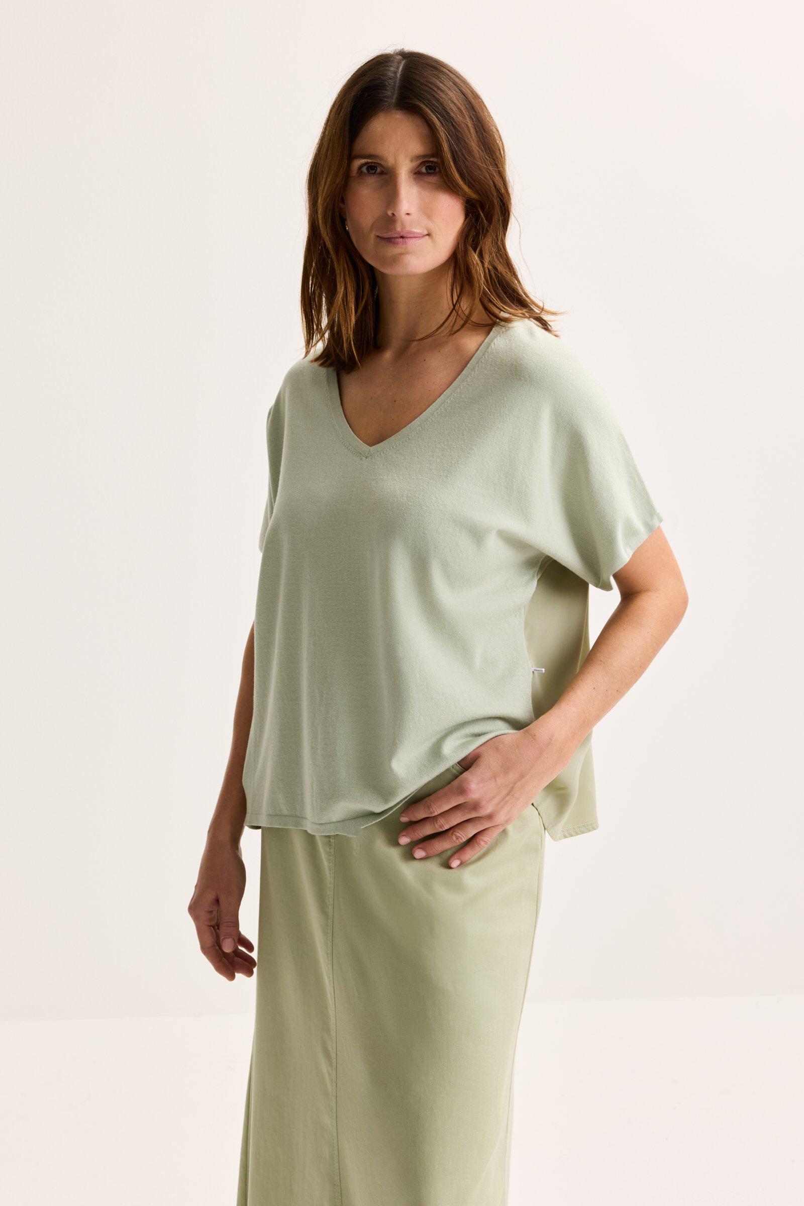 Pull manches courtes dos froncé en satin