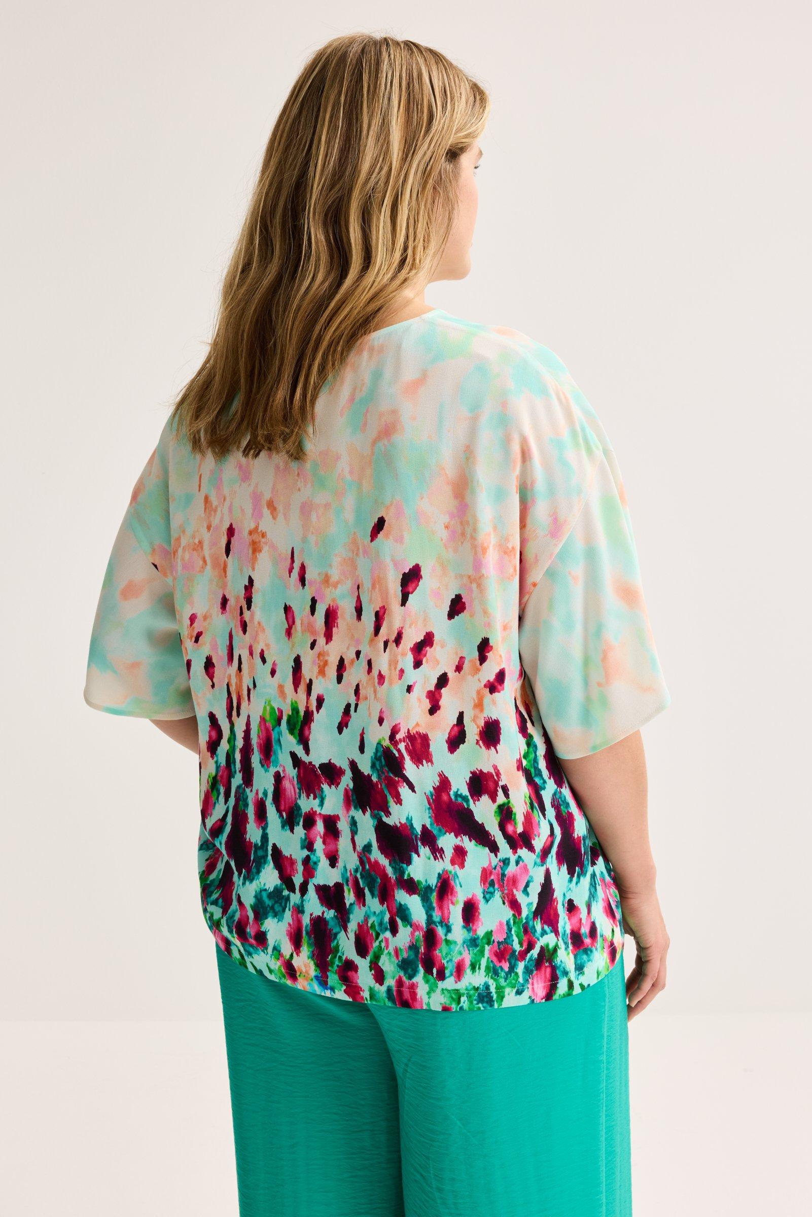 Hemden - V-halsblouse in crêpe met klokmouw