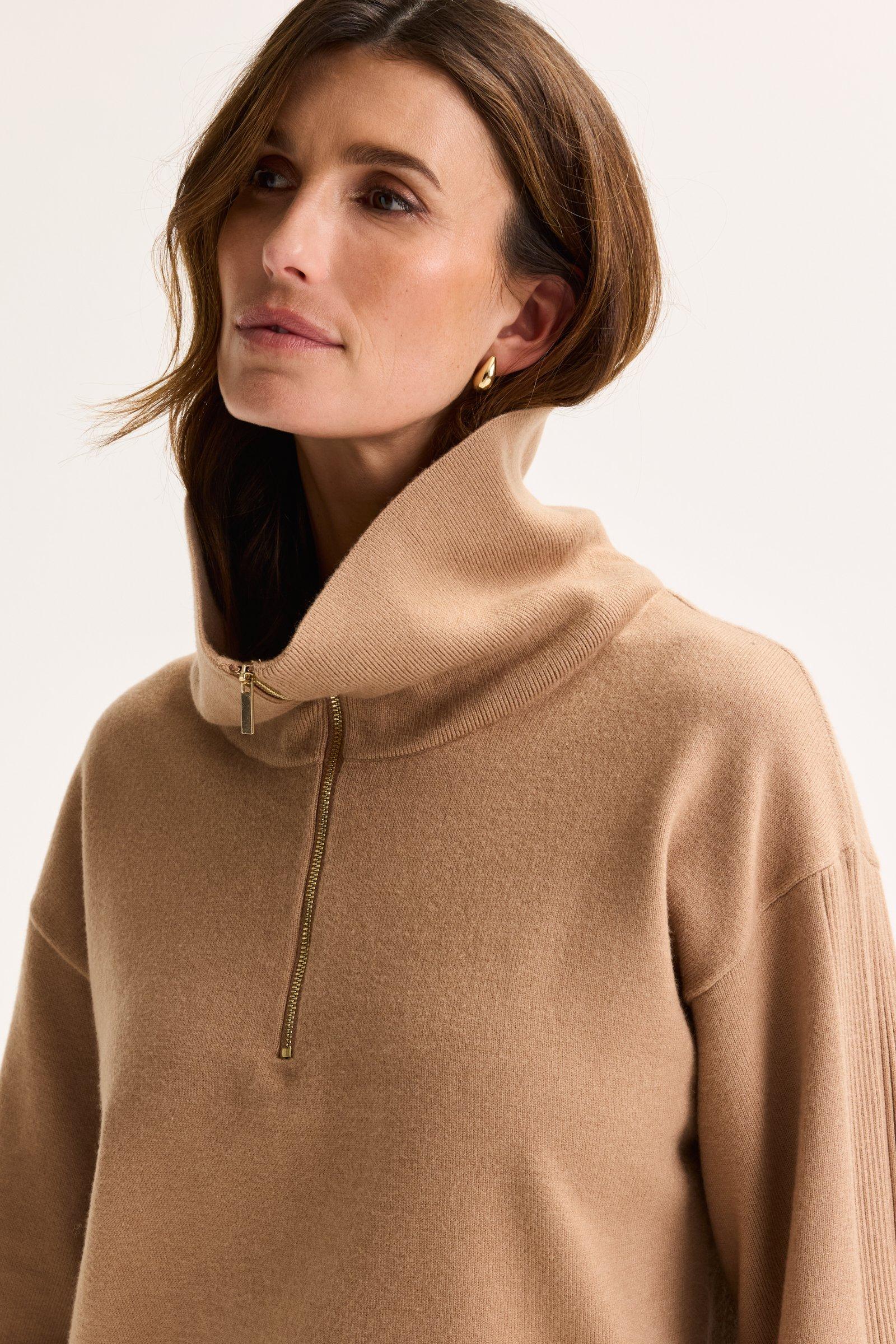 Truien - Trui met hoge kraag en halve rits