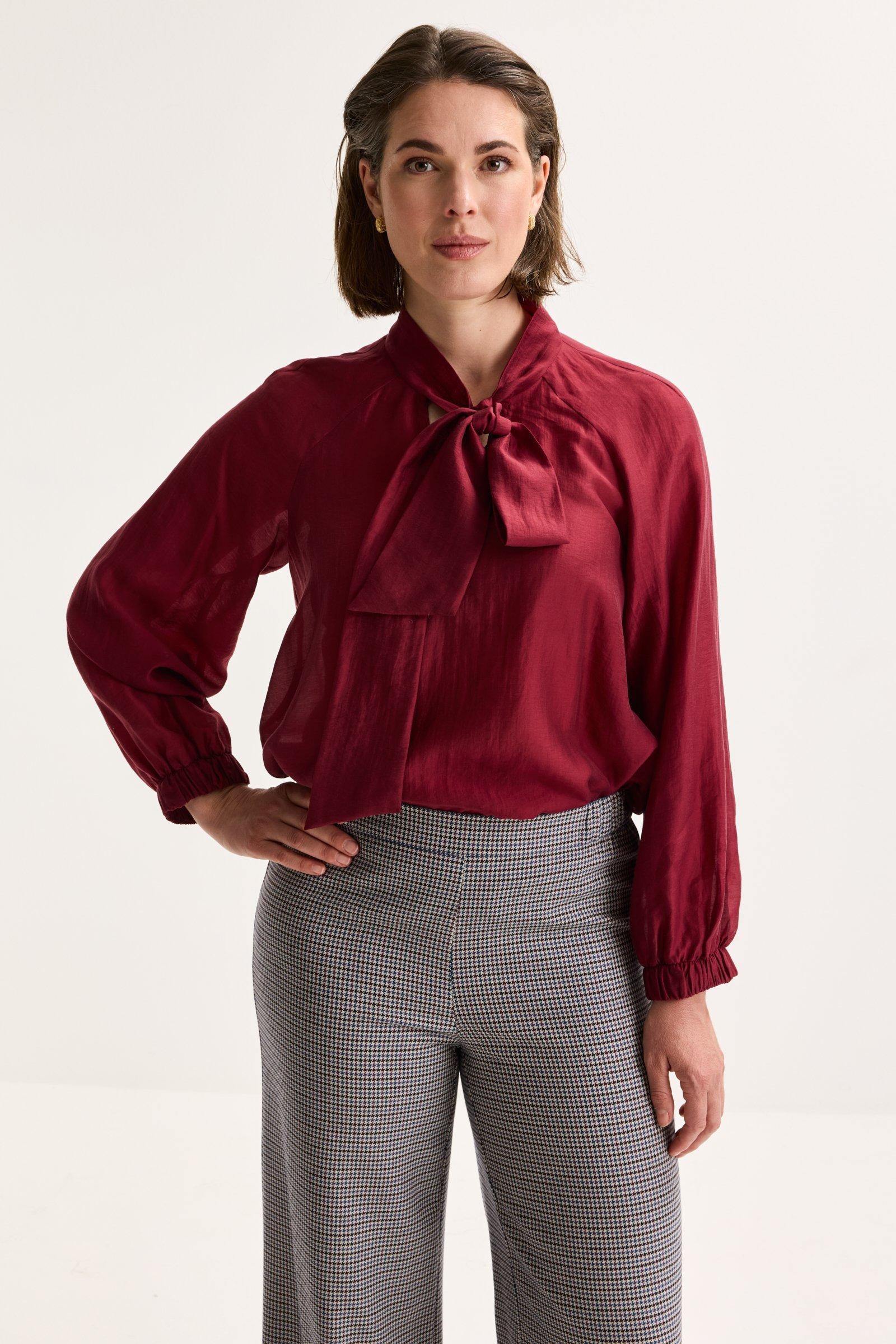 Chemises - Blouse évasée en voile de lyocell avec lavallière