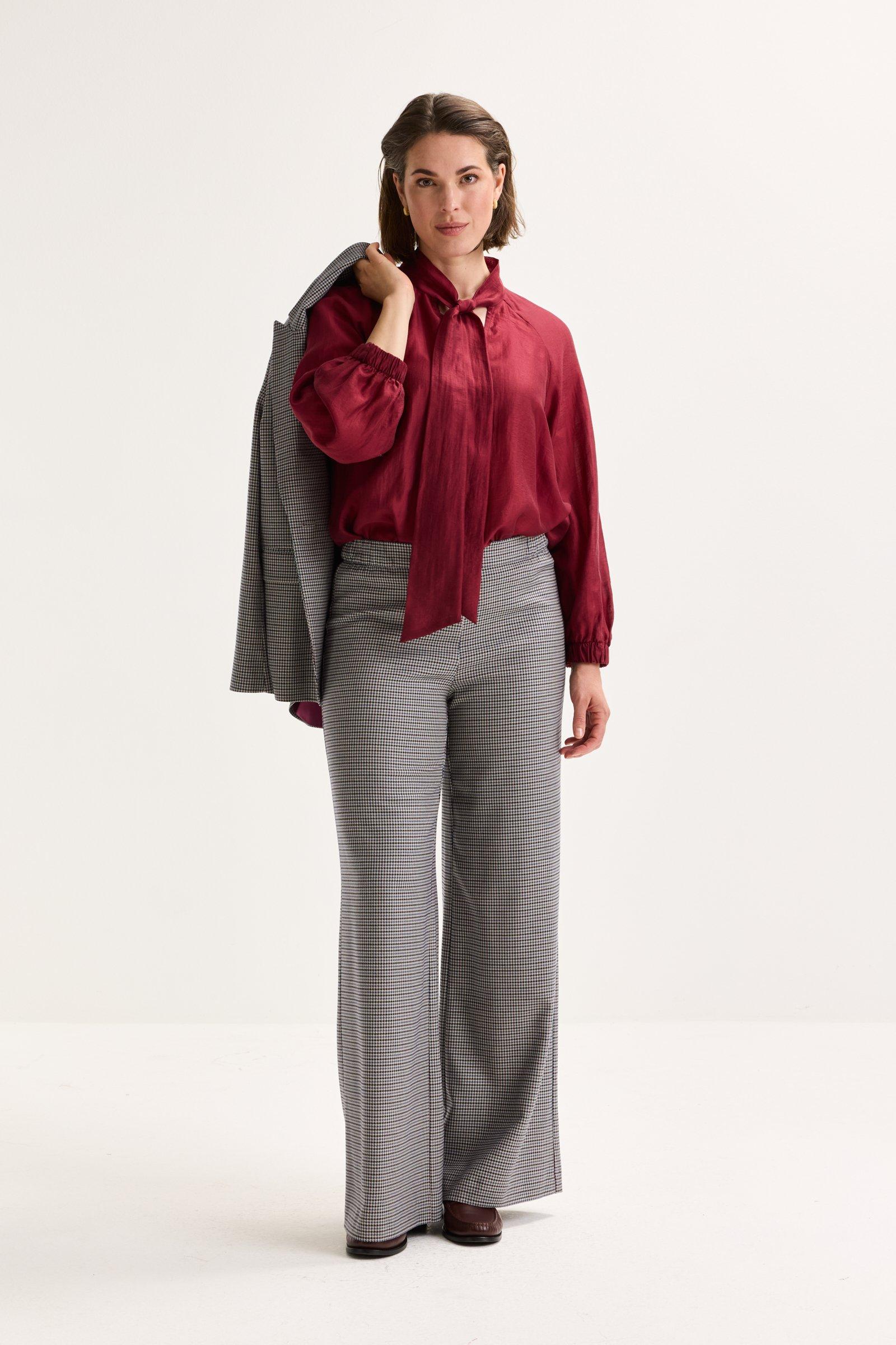 Chemises - Blouse évasée en voile de lyocell avec lavallière
