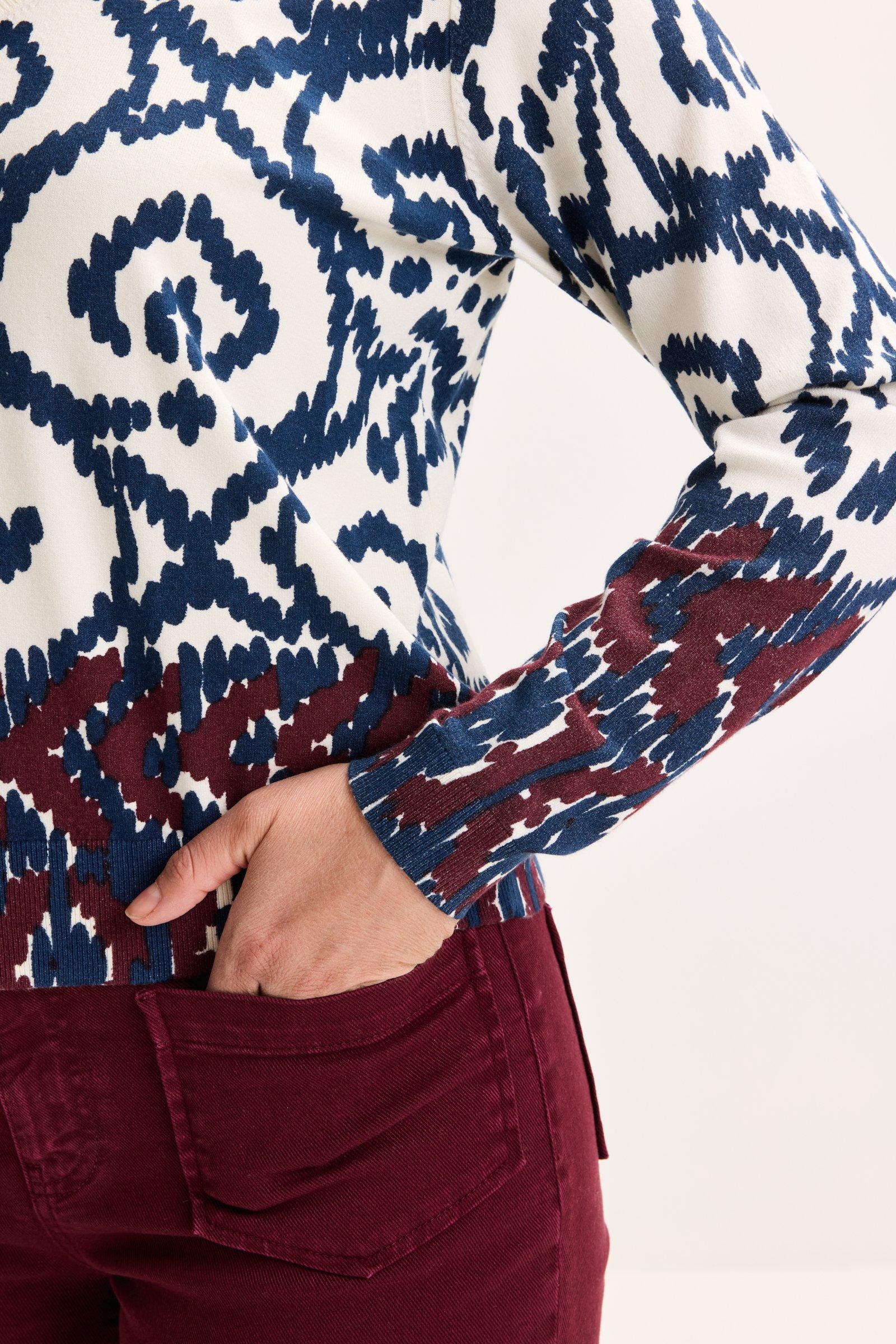 Truien - V-halstrui met abstracte print