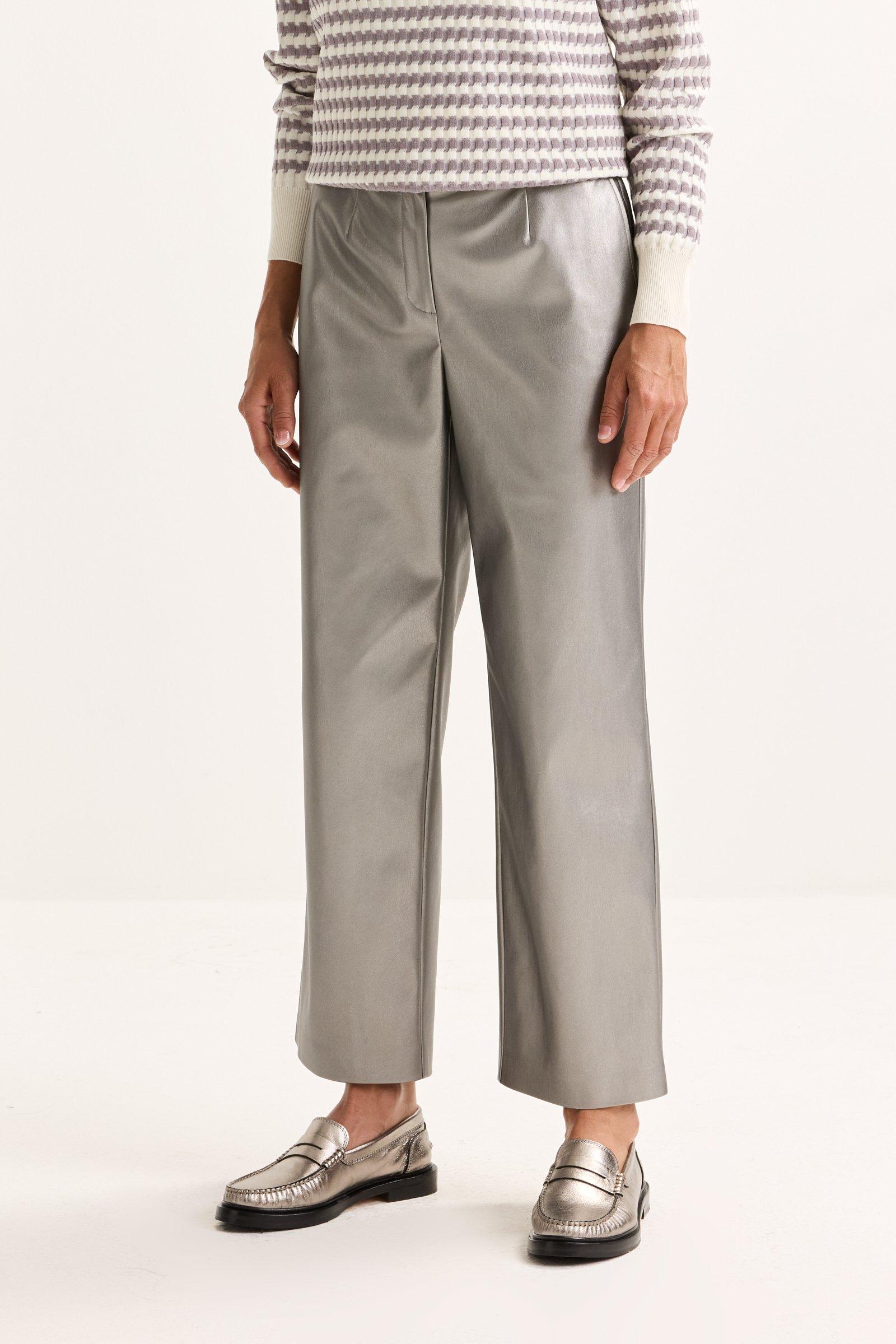 Broeken - Wijde broek in zilverkleurig faux leer met stretch