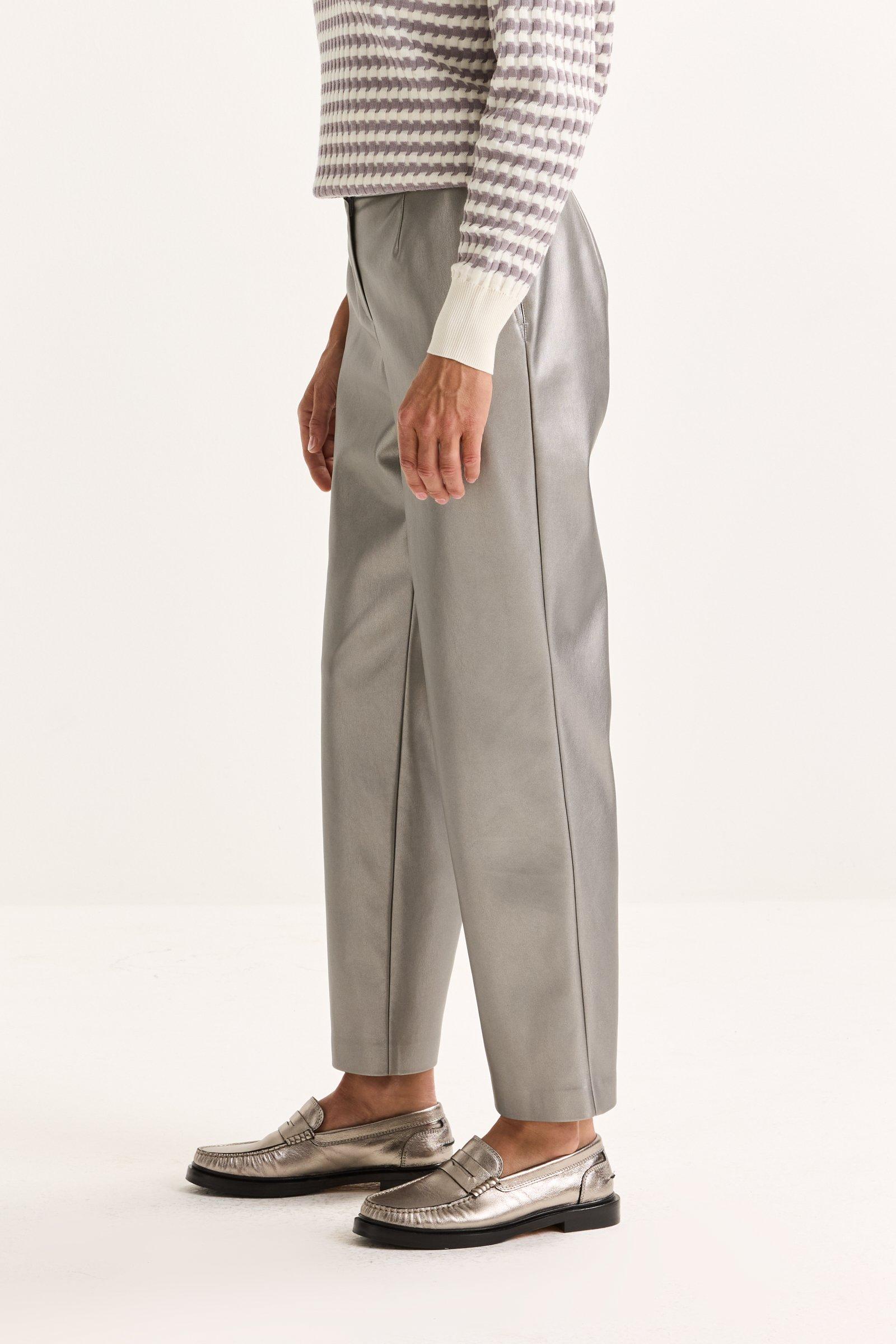 Pantalons - Pantalon large en faux cuir argenté extensible