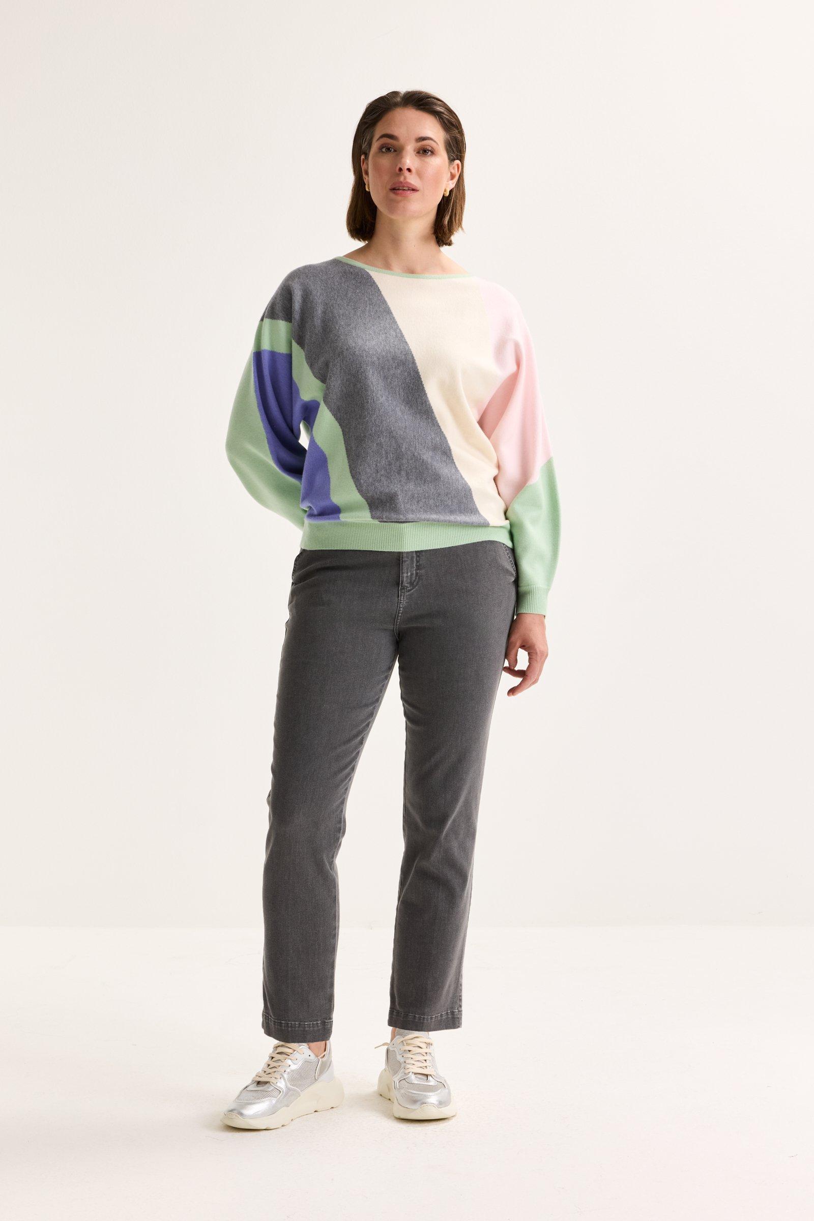 Truien - Colourblocking trui met vleermuismouw