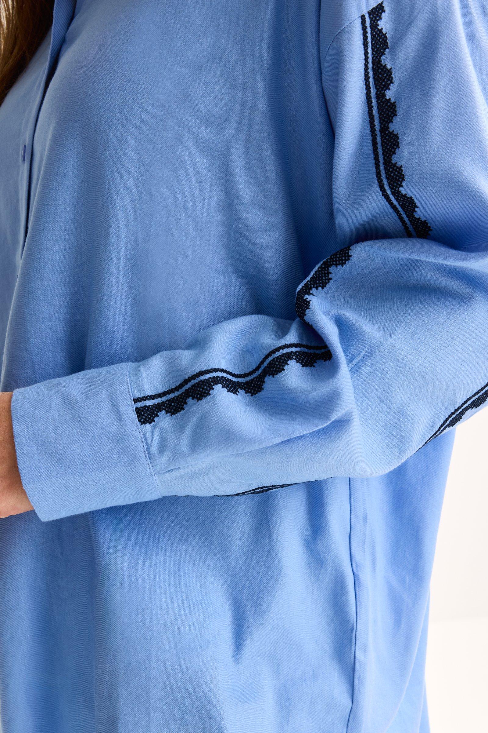 Chemises - Longue chemise ample brodée point de croix