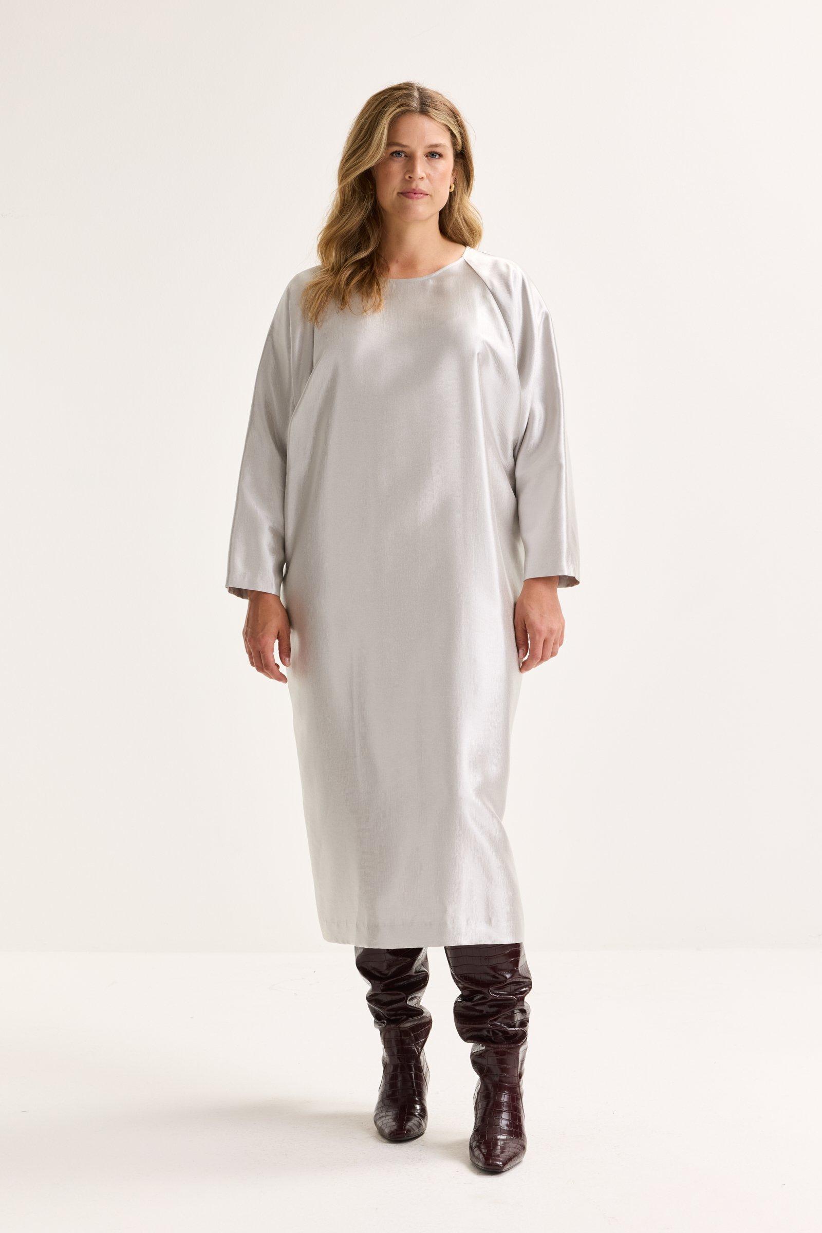 Robe chauve-souris en satin look vintage - null - ame
