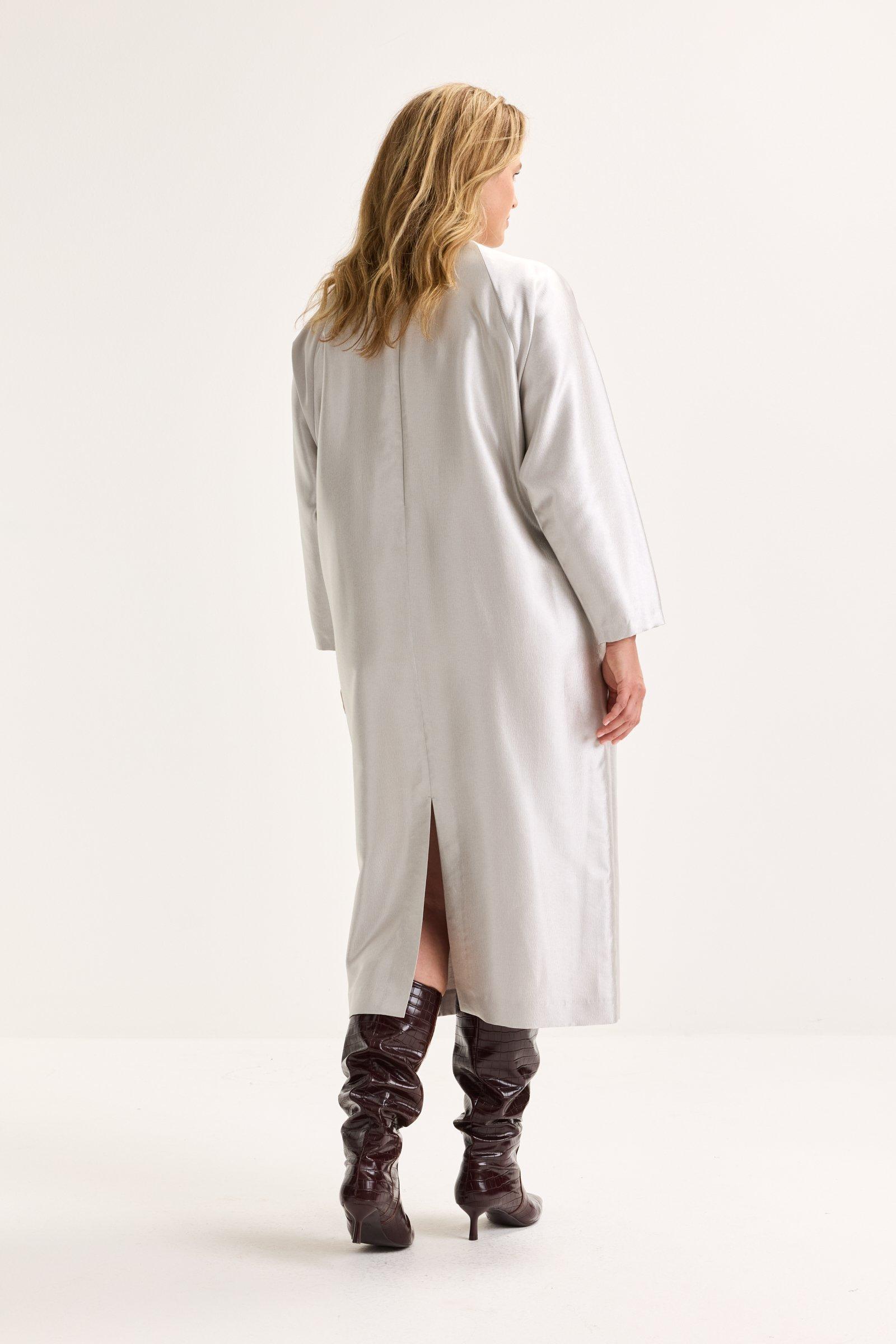 Robes - Robe chauve-souris en satin look vintage