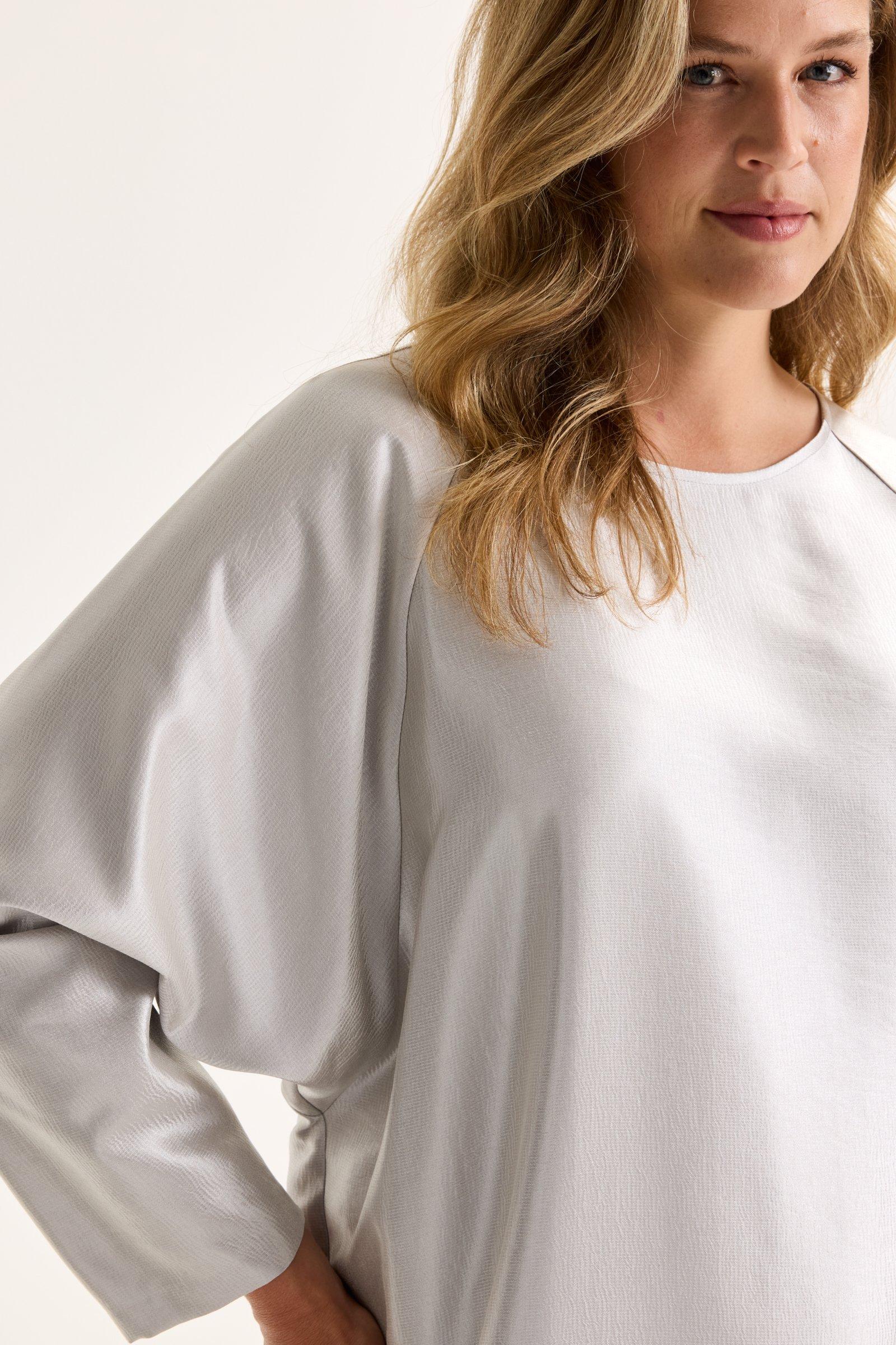 Robes - Robe chauve-souris en satin look vintage