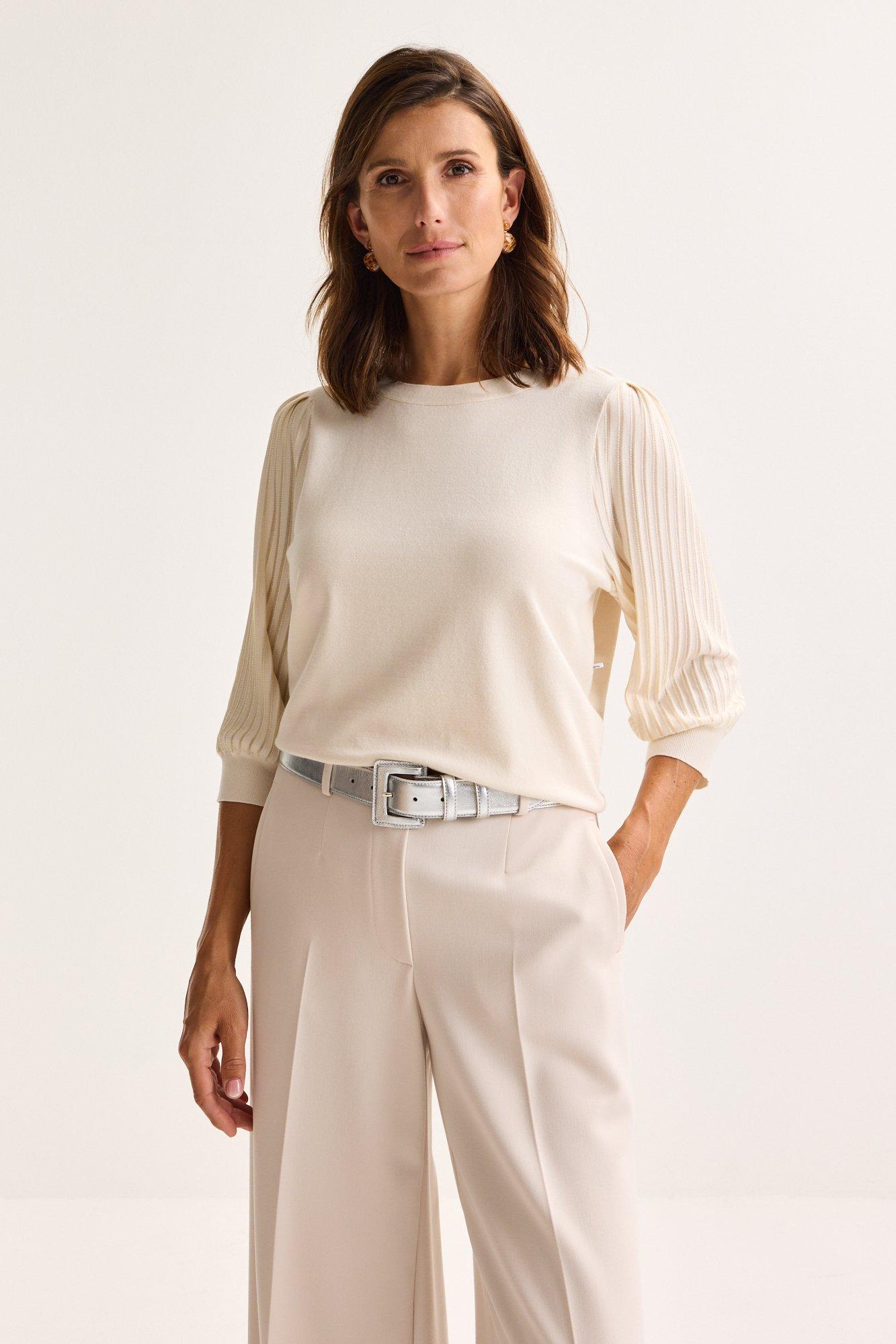 Pull à manches plissées