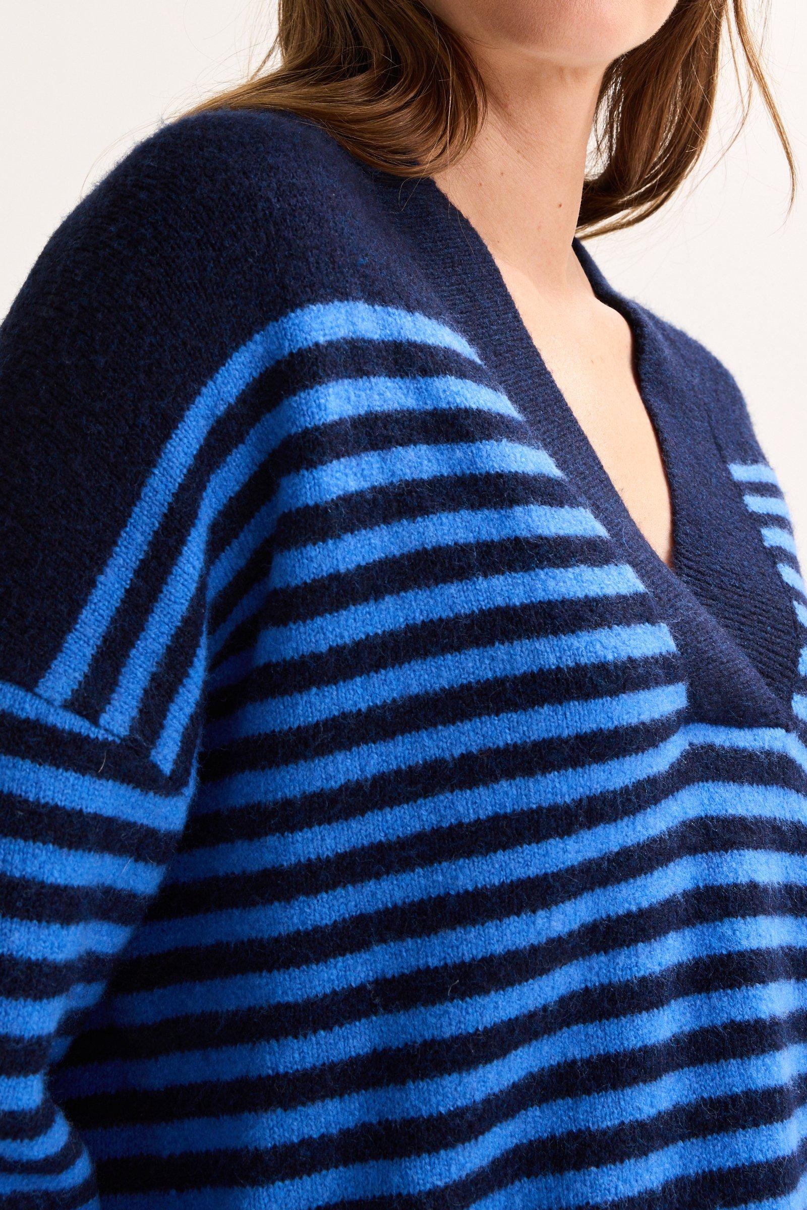 Pulls - Pull rayé à encolure en V