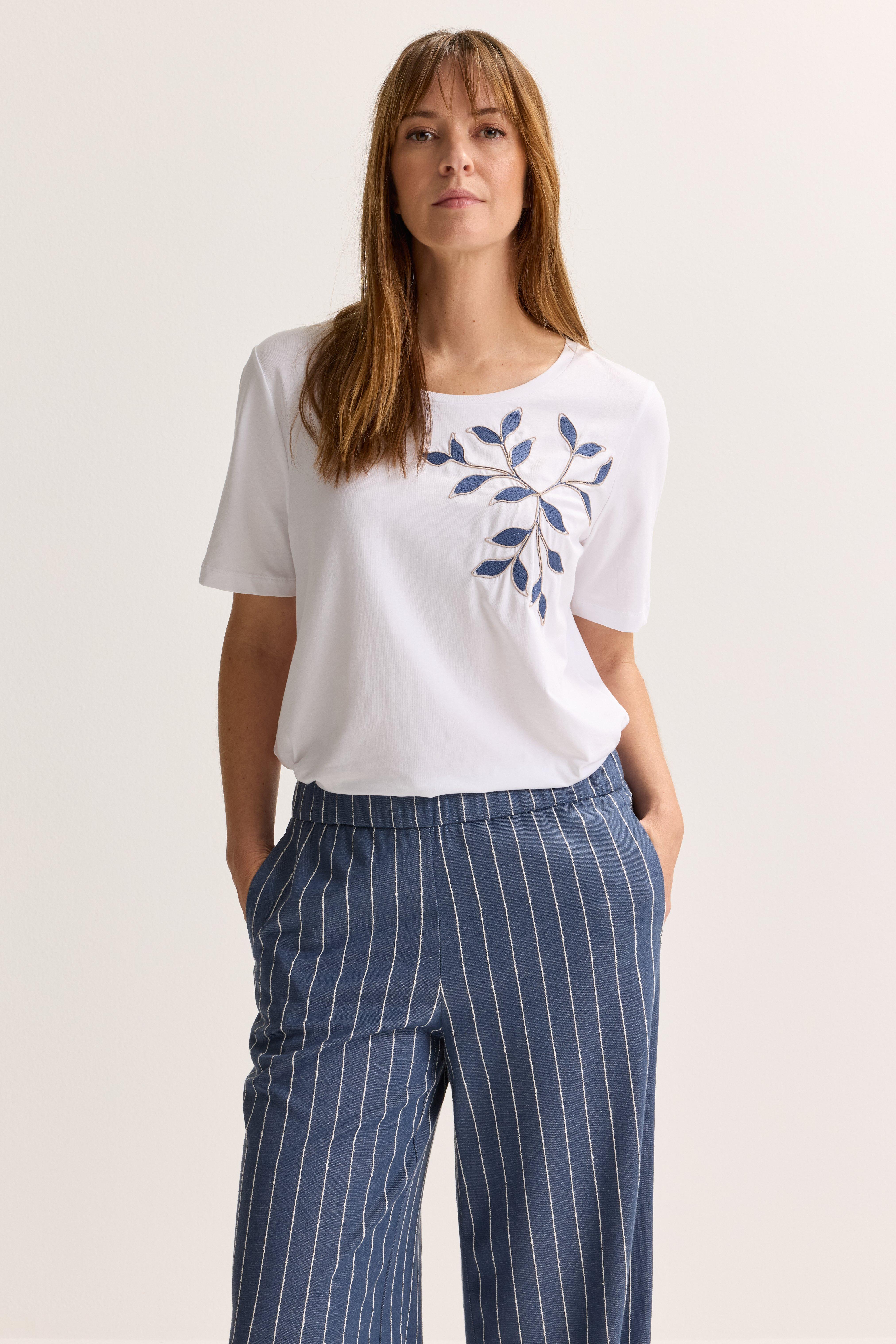 T-shirt brod&eacute;