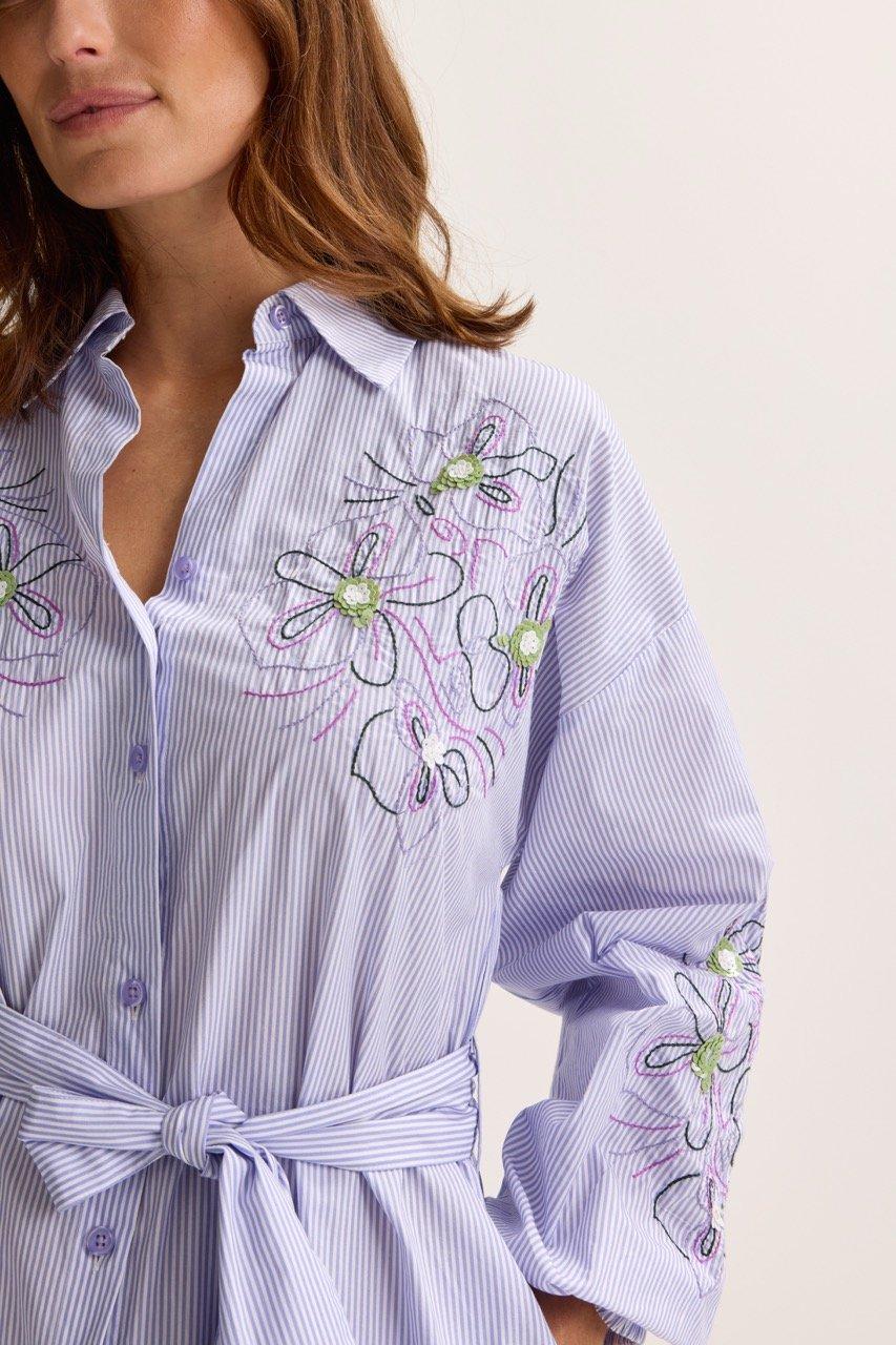 Robes - Robe chemise brod&eacute;e &agrave; rayures