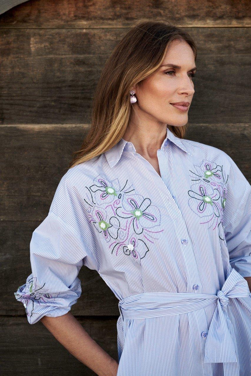 Robes - Robe chemise brod&eacute;e &agrave; rayures