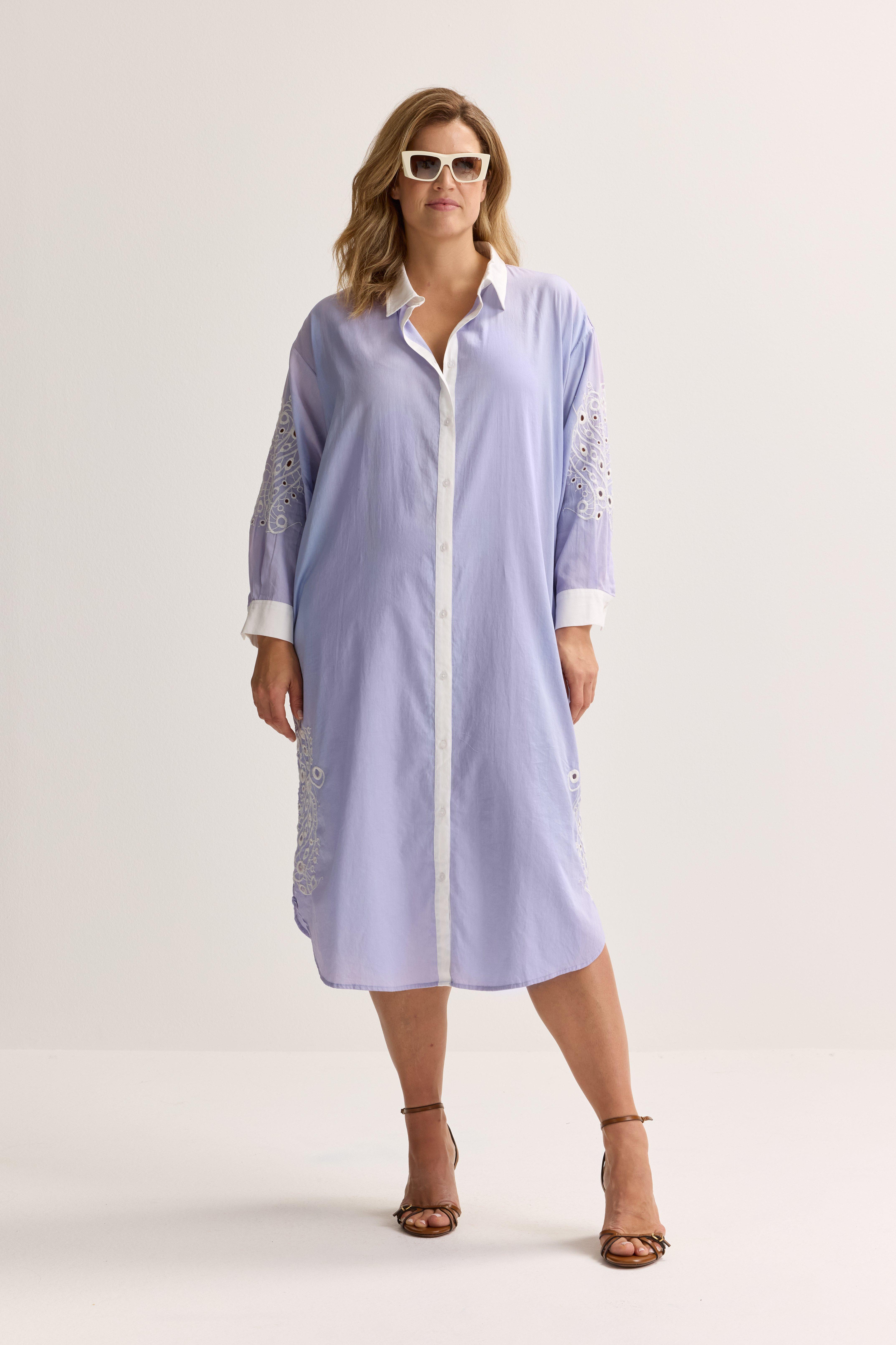 Robe-chemise brod&eacute;e