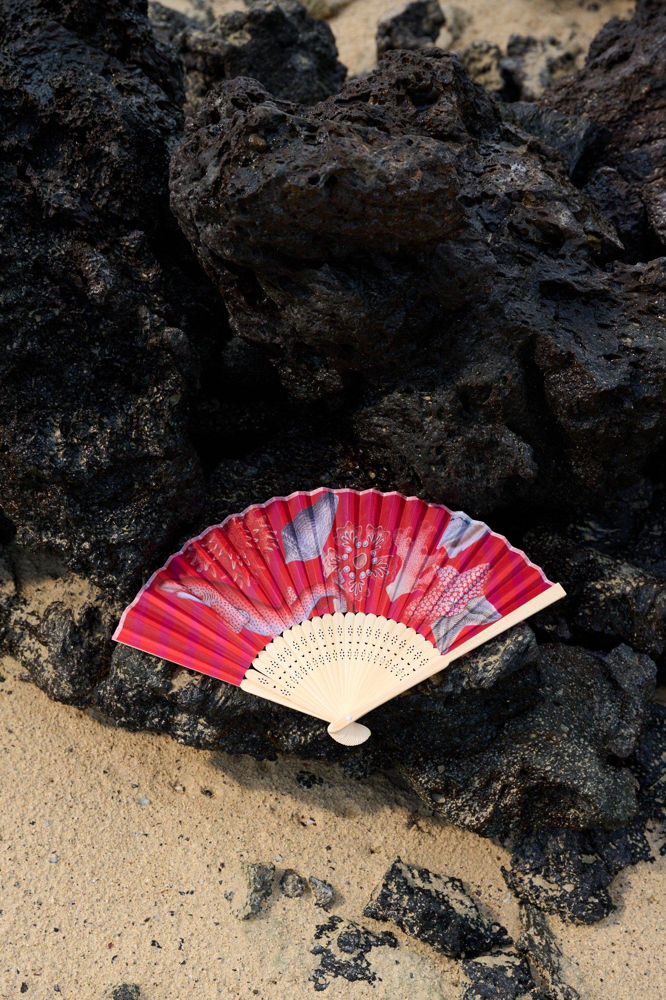 Eventail &agrave; imprim&eacute; poissons