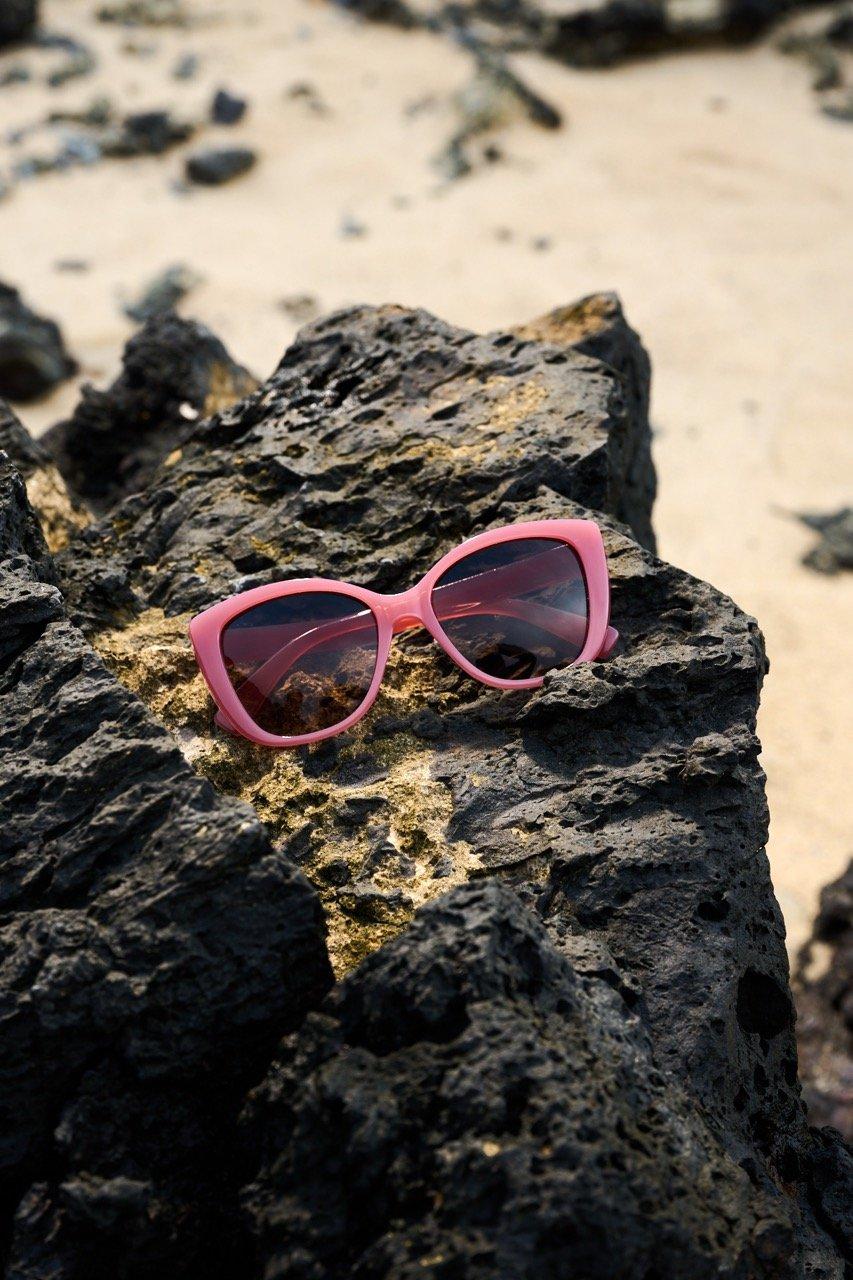 Lunettes solaires roses