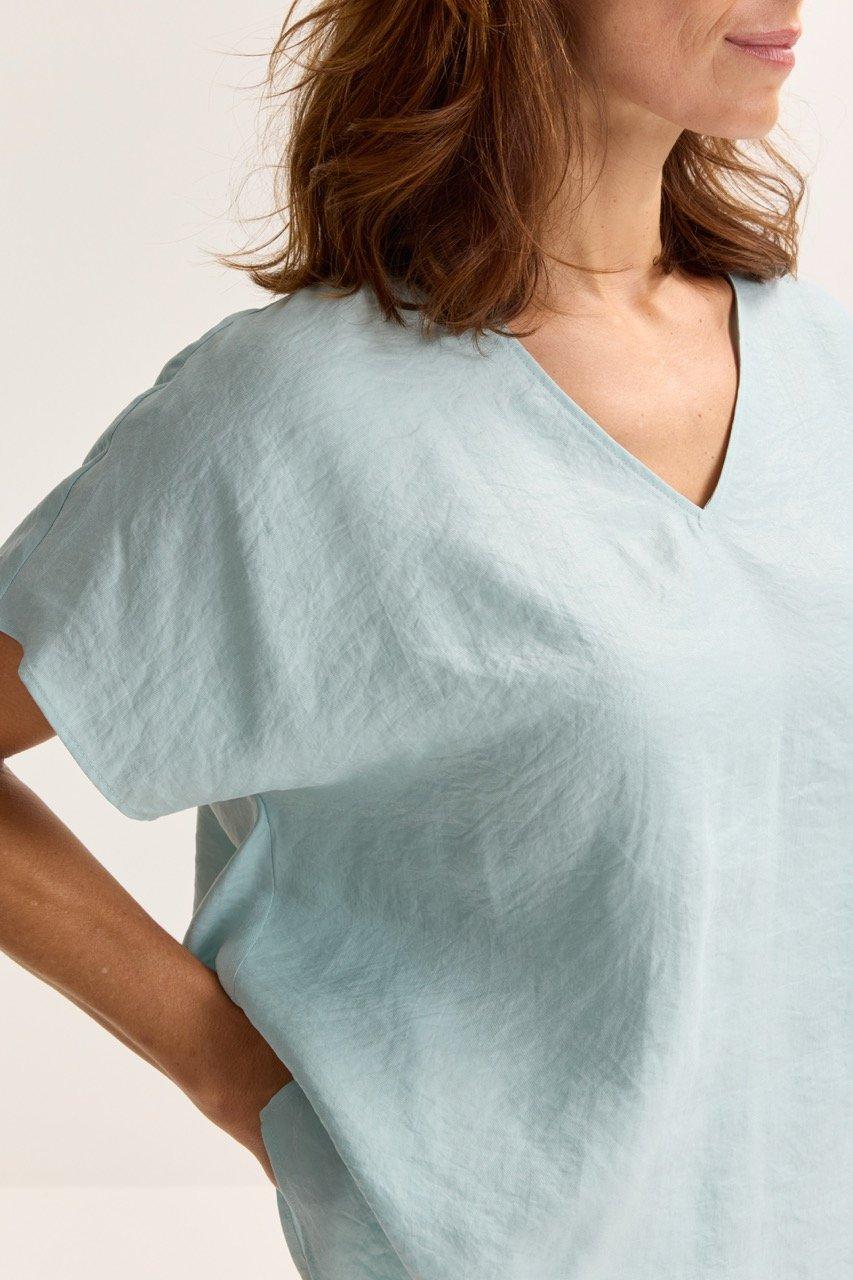 Hemden - T-shirtblouse met V-hals