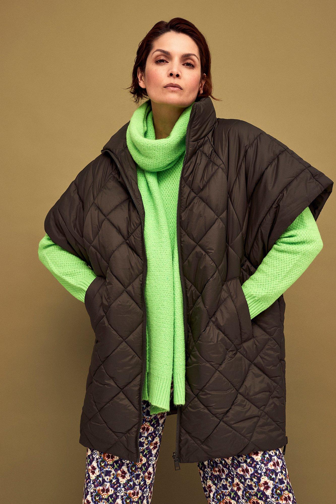 How cool is this quilted cape?