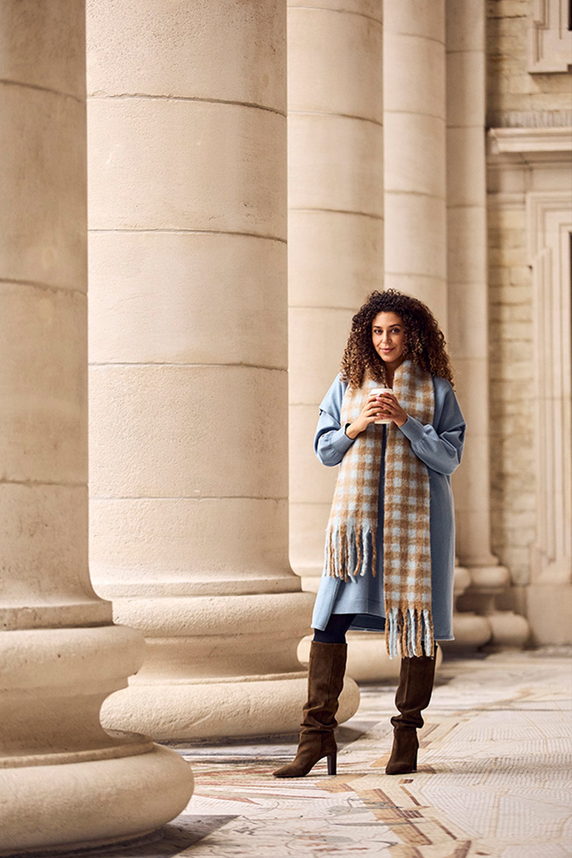 Mayerline Brussels Marque de mode belge une mode pour les femmes que aiment briller