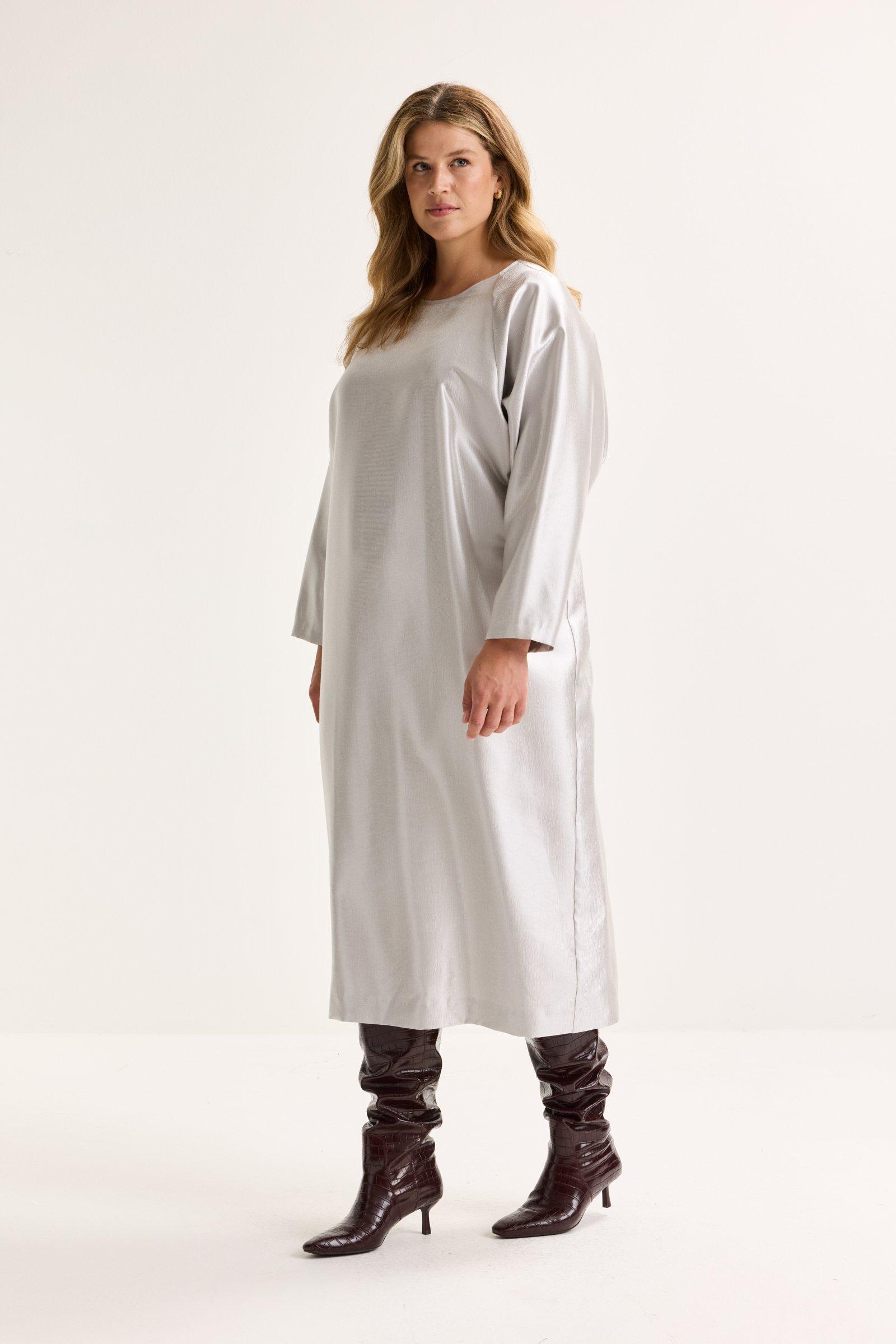 SHOP DEZE LOOK